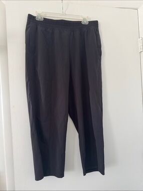 lululemon athletica Women’s Black Jogger-Style Sweatpants